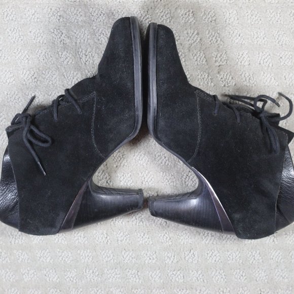 Kenneth Cole Reaction Size 9M Black Suede Lace Up 3" Heels - Picture 3 of 6